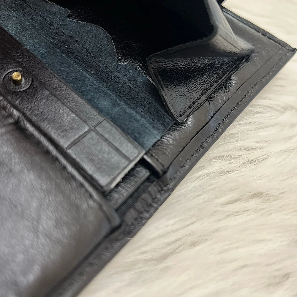 NOYMER - CLASSIC BROWN LEATHER COMPACT BI-FOLD SNAP WALLET